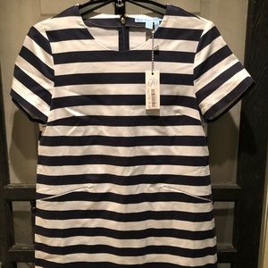 Y’ALL!!! DRAPER JAMES DRESS STRIPED NAVY NWT